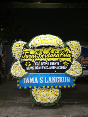 Papan Bunga Duka di Balumbang Jaya